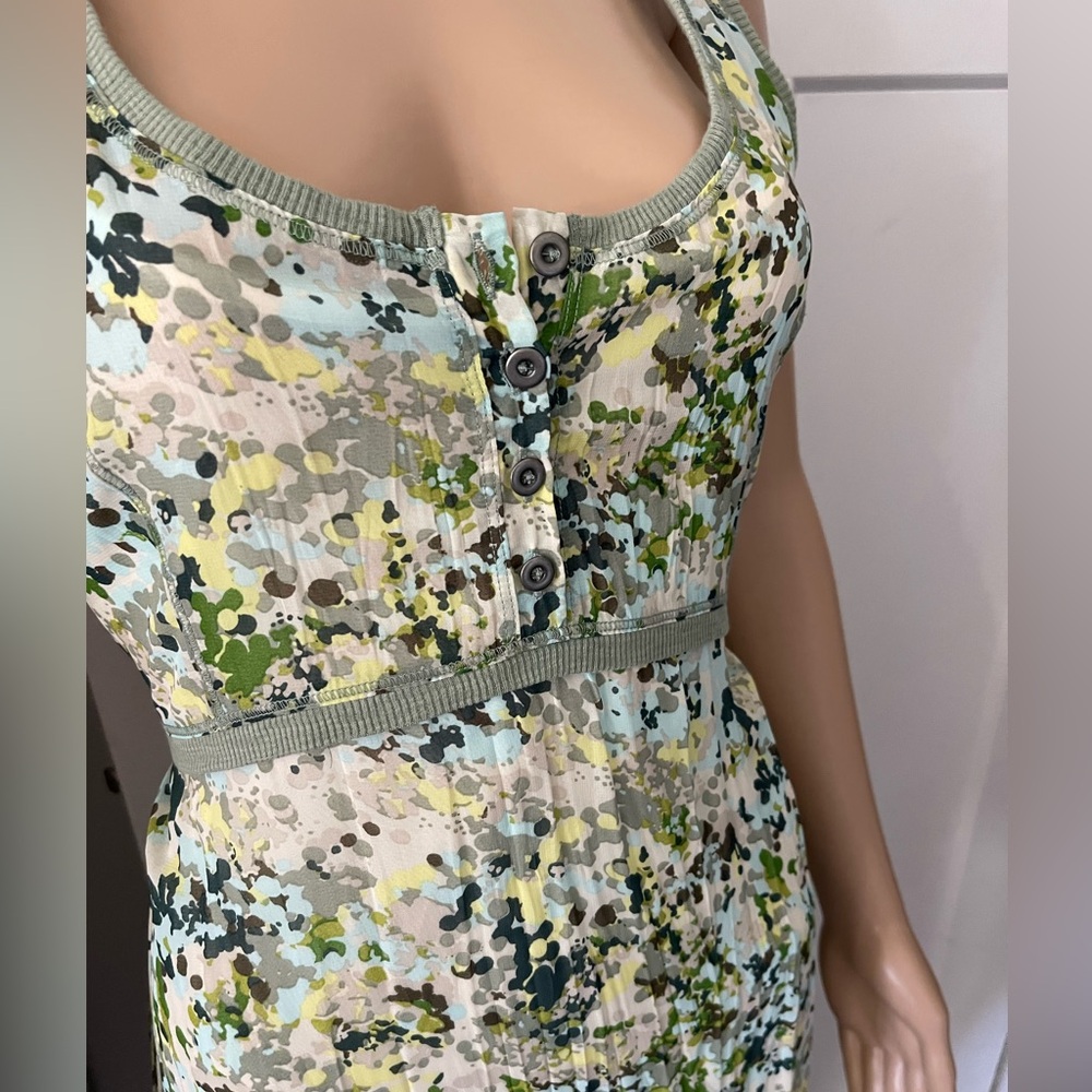 Sandwich Dress - Picture 4 of 9